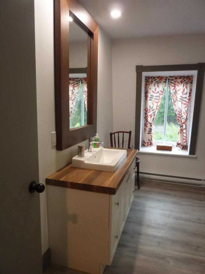 Petite Plaisance Appartements La Malbaie Eksteriør bilde