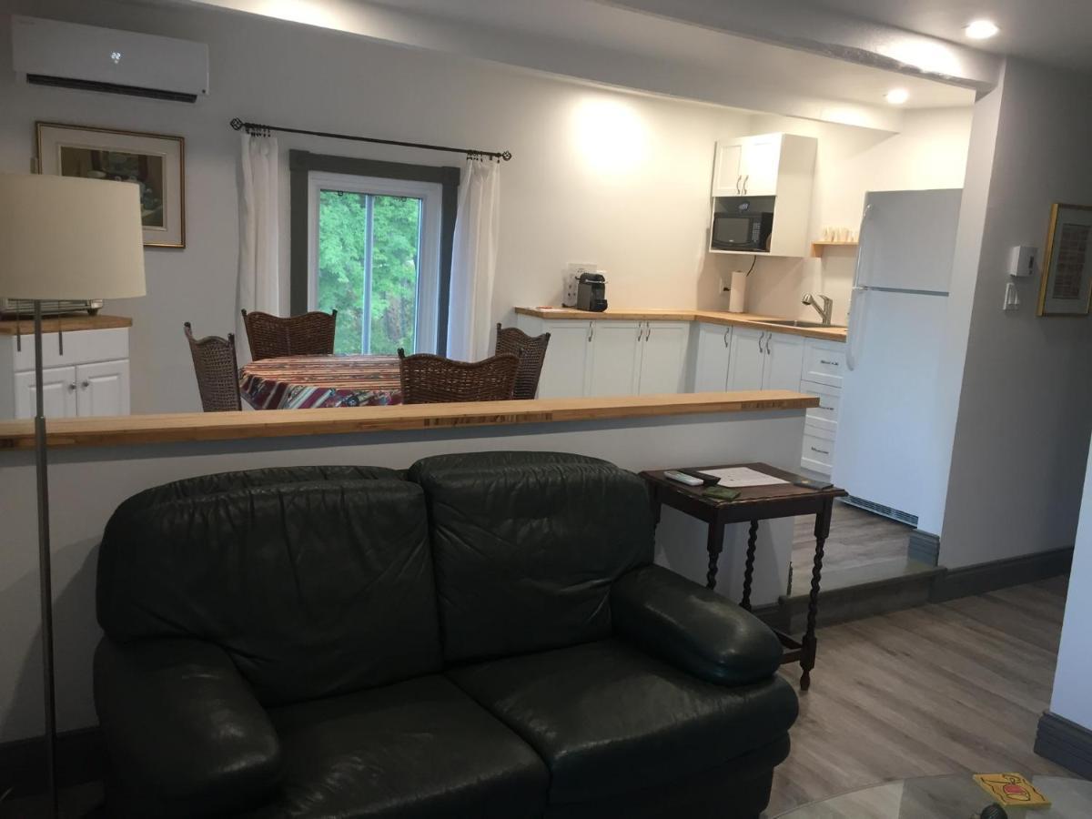 Petite Plaisance Appartements La Malbaie Eksteriør bilde