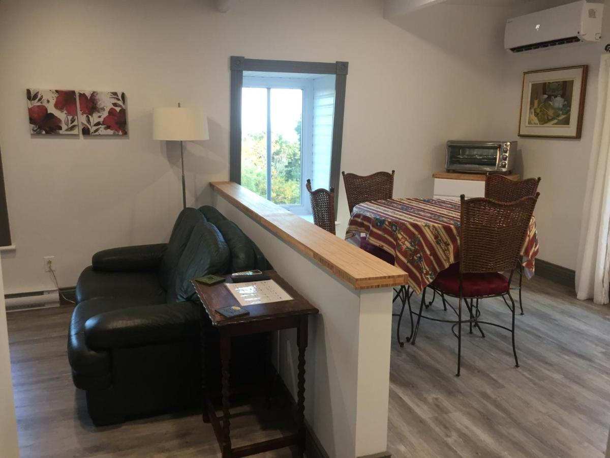 Petite Plaisance Appartements La Malbaie Eksteriør bilde