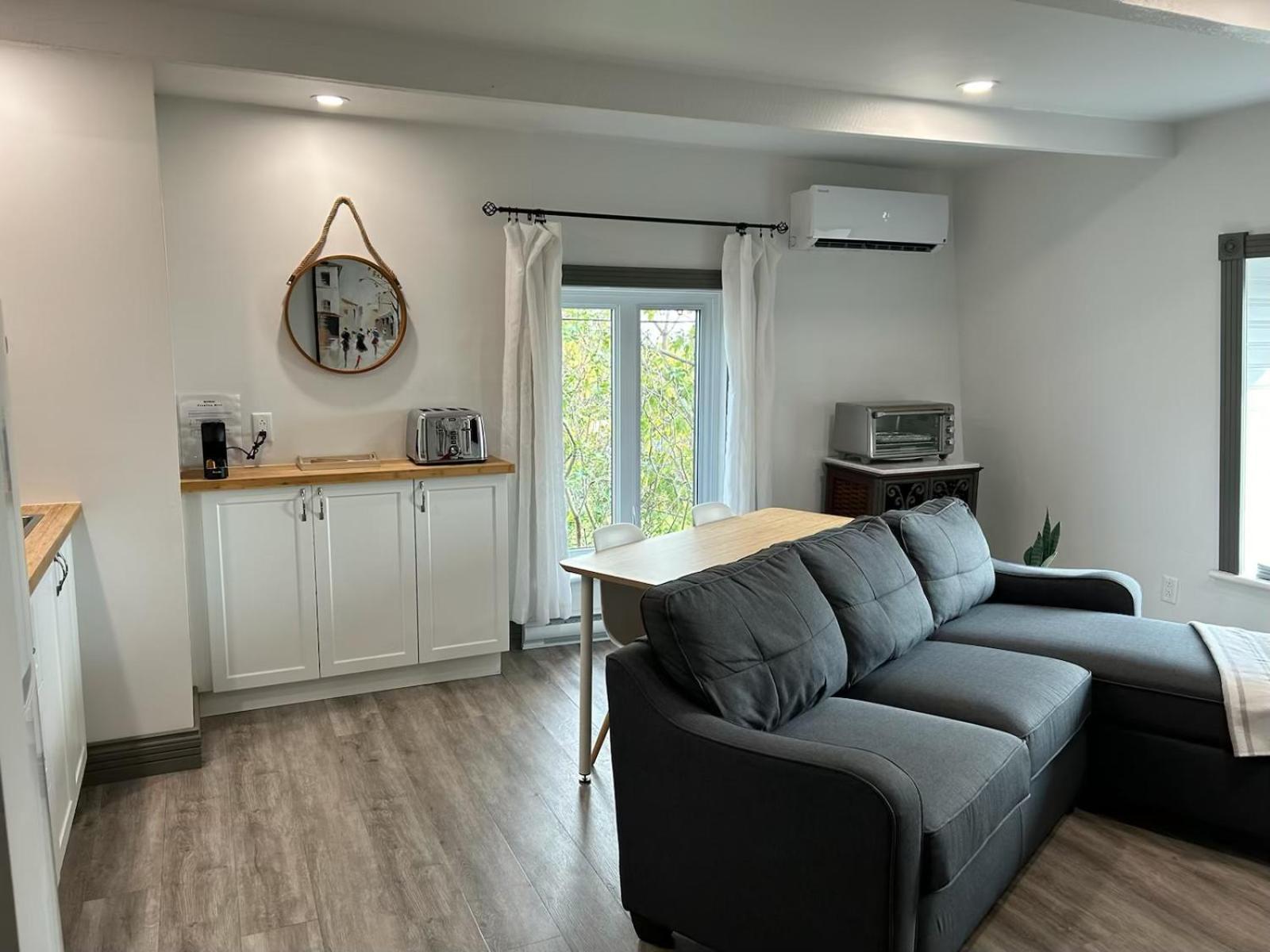 Petite Plaisance Appartements La Malbaie Eksteriør bilde